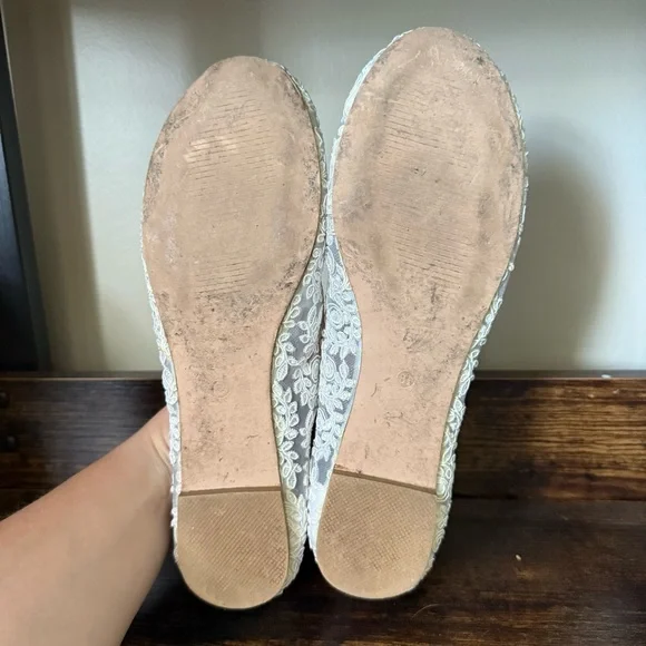 Kailee P White Lace Flat Women’s Shoes Wedding Bridal Shower Bride Neutral - Picture 4 of 5